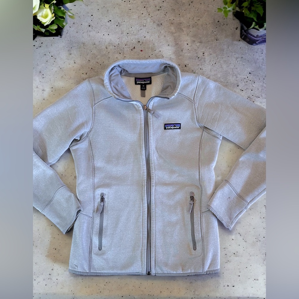 Patagonia Women's Tech Fleece Jacket Birch
White Size XSmall